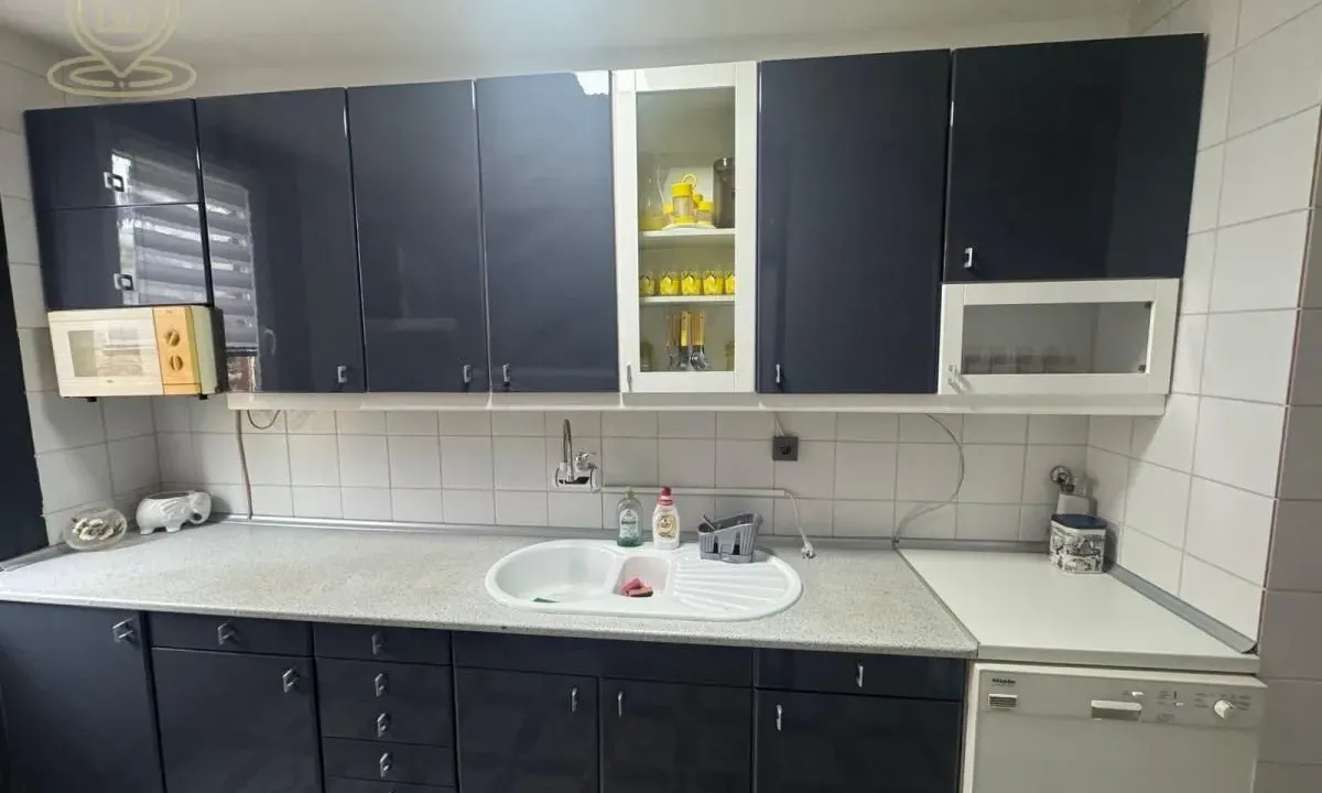 Rent, three bedroom apartment, 95m², Medijana, Niš