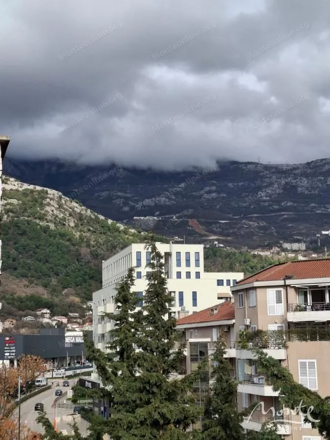 Prodaja, trosoban stan, 118m², Dubovica, Budva