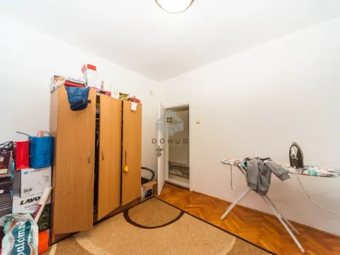 Prodaja, kuća, 83m², Tološi, Podgorica - image 8