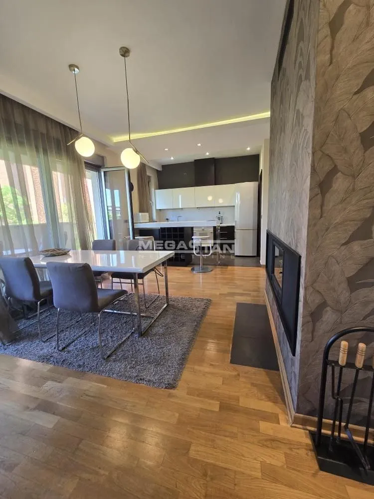 Prodaja, stan, 160m², Vračar Sve Podlokacije, Beograd