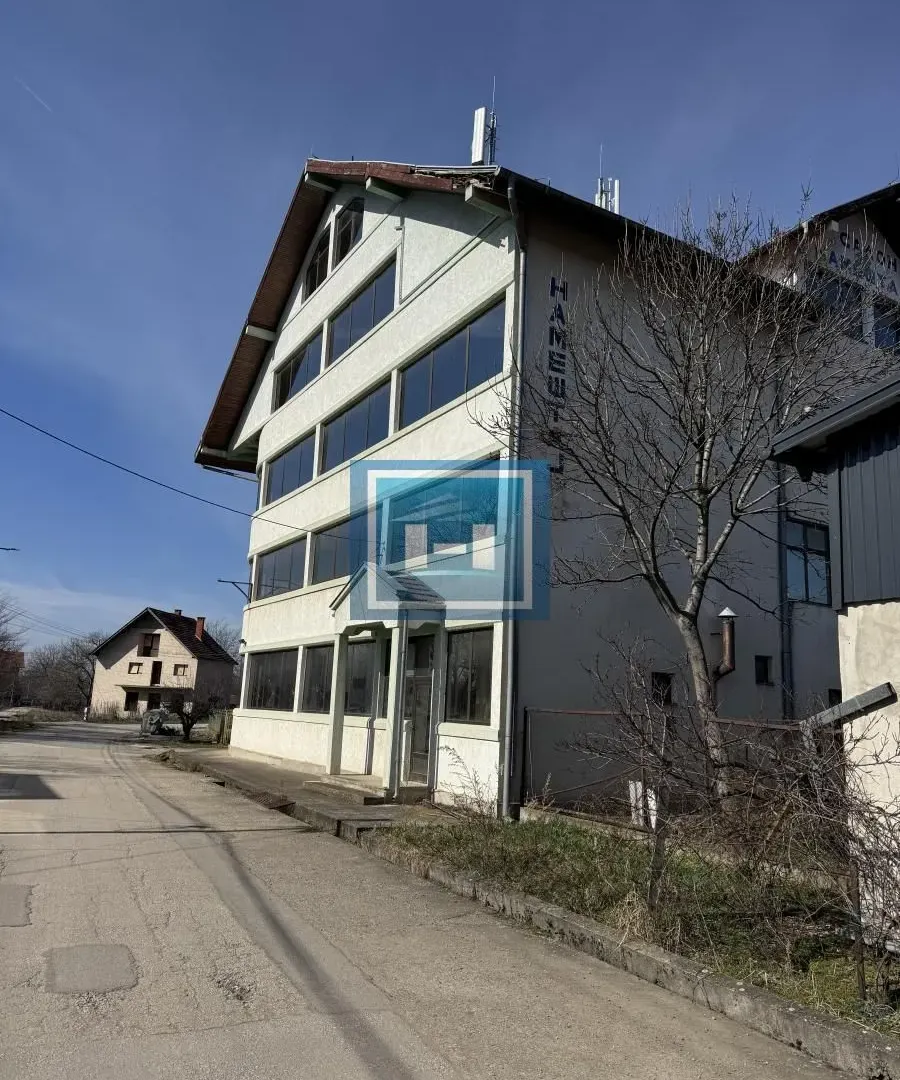 Rent, office space, 1320m², Supska, Ćuprija