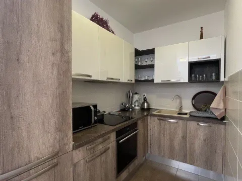 Prodaja, stan, 68m², Bečići, Budva - image 4