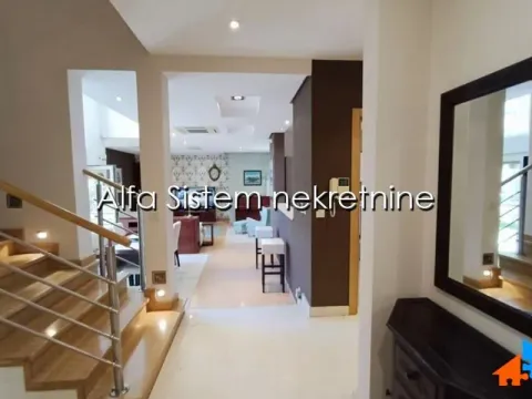 Rent, house, 320m², Savski Venac, Beograd - image 11