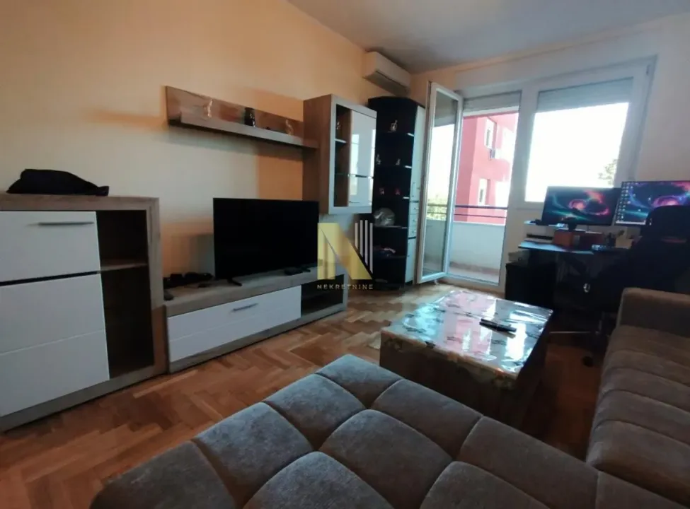 Prodaja, dvosoban stan, 47m², Bulevar Evrope, Novi Sad Sve Podlokacije