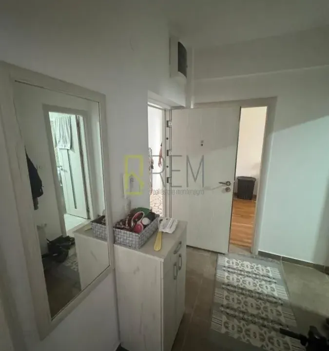 Rent, one bedroom apartment, 45m², Dalmatinska ulica, Podgorica