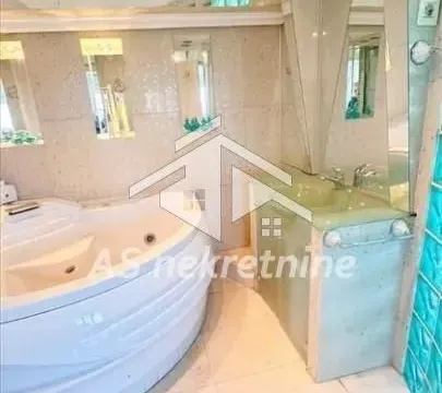 Prodaja, trosoban stan, 160m², Novi Beograd Blok 61, Novi Beograd Sve Podlokacije - image 21