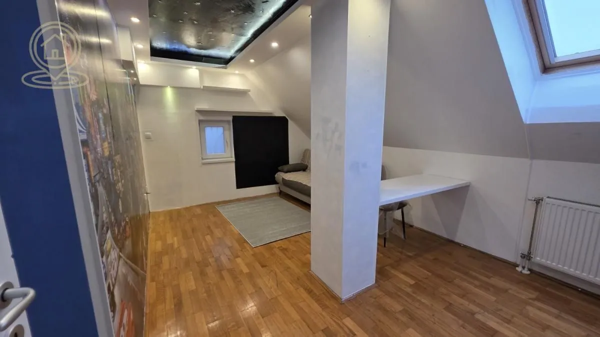Prodaja, četvorosoban stan, 90m², Grbavica, Novi Sad Sve Podlokacije