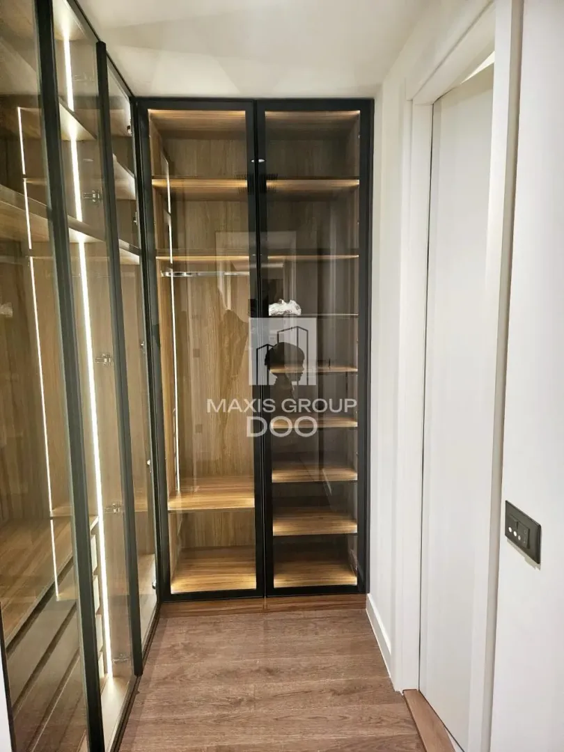 Sale, four bedroom apartment, 146m², Savski Venac, Beograd