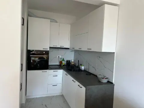 Rent, one bedroom apartment, 44m², Lazi, Budva - image 17