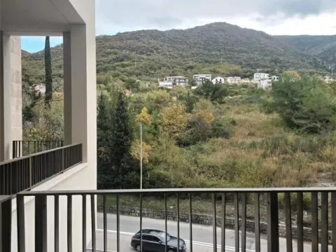 Prodaja, garsonjera, 45m², Porto Montenegro, Tivat - image 8