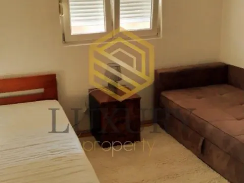 Izdavanje, dvosoban stan, 70m², Gornja Gorica, Podgorica - image 13