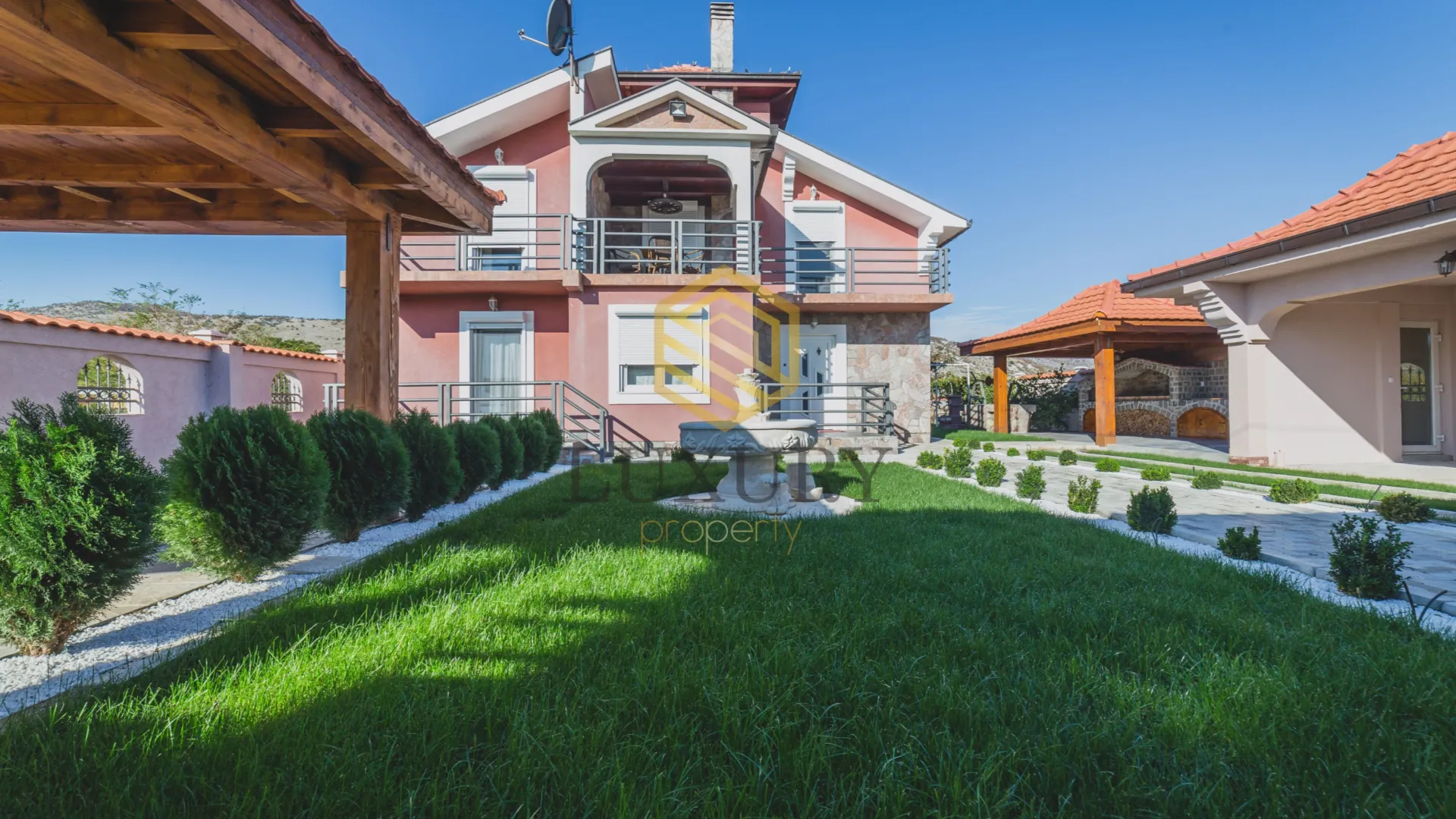 Izdavanje, kuća, 200m², Donji Kokoti, Podgorica