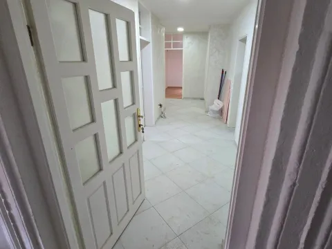 Rent, office space, 100m², Stari Grad Kotor, Kotor - image 3