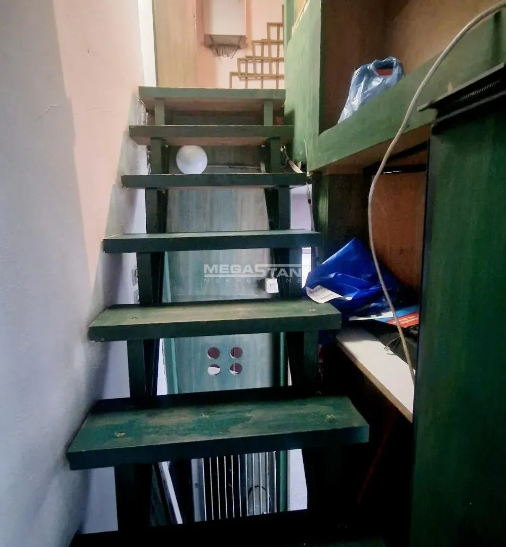 Sale, office space, 38m², Savski Venac, Beograd