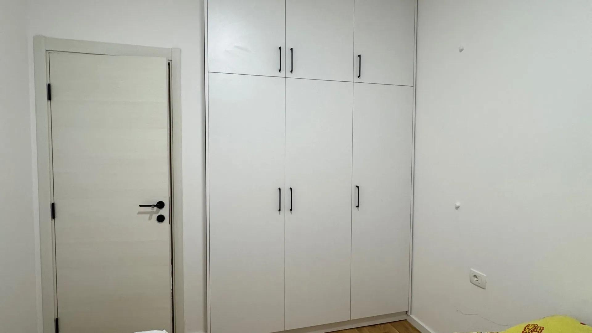 Izdavanje, dvosoban stan, 65m², Stari Aerodrom, Podgorica