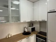 Izdavanje, jednosoban stan, 42m², Centar, Budva - image 4