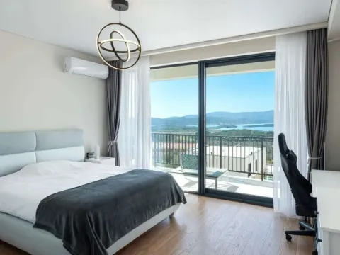 Prodaja, kuća, 180m², Tivat, Crna Gora - image 5