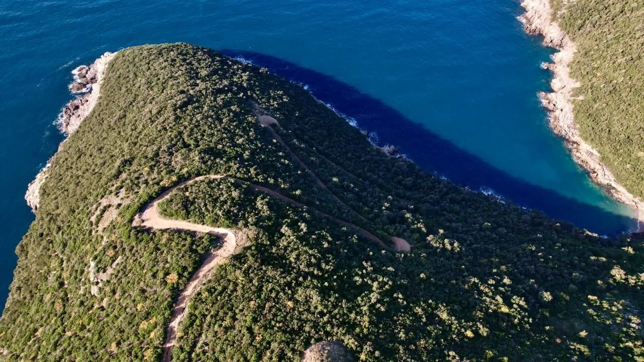 Prodaja, plac, 1050m², Zagora, Kotor