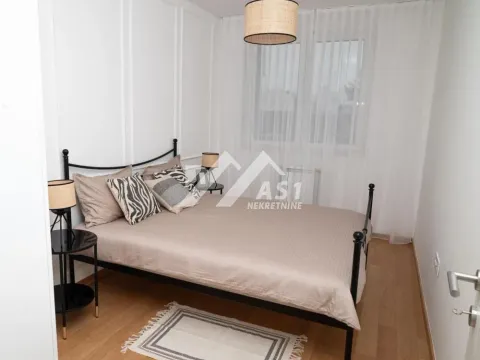 Izdavanje, dvosoban stan, 46m², Centar, Novi Sad - image 7