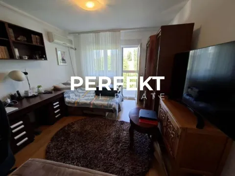 Prodaja, dvosoban stan, 64m², Tesla, Pančevo - image 1