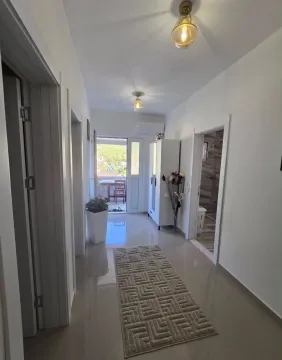 Rent, three bedroom apartment, 130m², Gradiošnica, Tivat - image 9