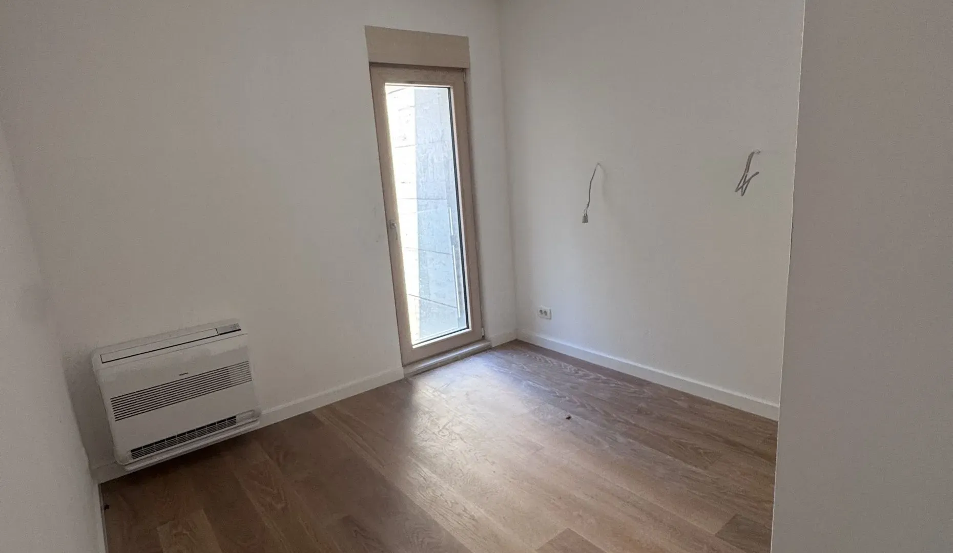 Sale, five bedroom apartment, 192m², Kotor, Crna Gora