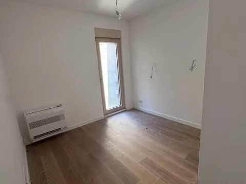 Sale, five bedroom apartment, 192m², Kotor, Crna Gora - image 12