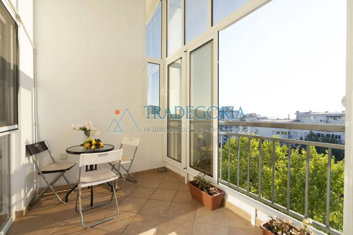 Prodaja, trosoban stan, 103m², Bar, Crna Gora