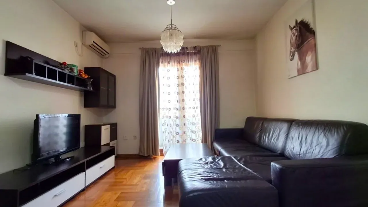 Izdavanje, stan, 68m², Stari Aerodrom, Podgorica