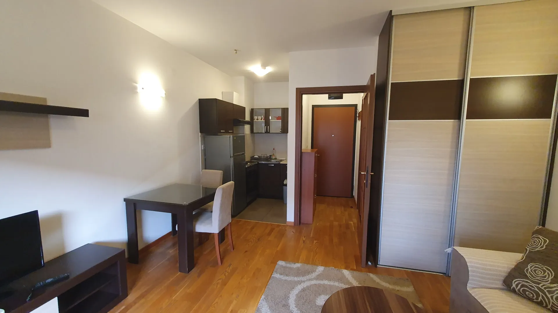 Rent, studio apartment, 30m², City Kvart, Podgorica