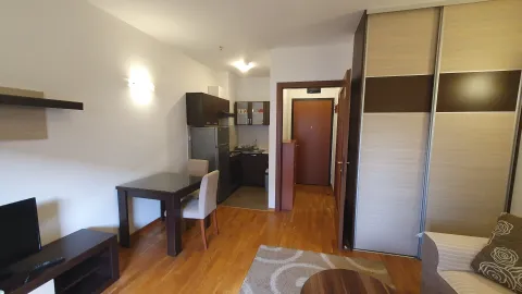 Rent, studio apartment, 30m², City Kvart, Podgorica - image 5