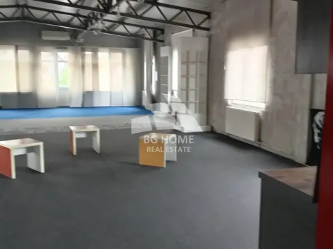 Rent, office space, 1400m², Zemun Centar, Zemun Sve Podlokacije - image 3