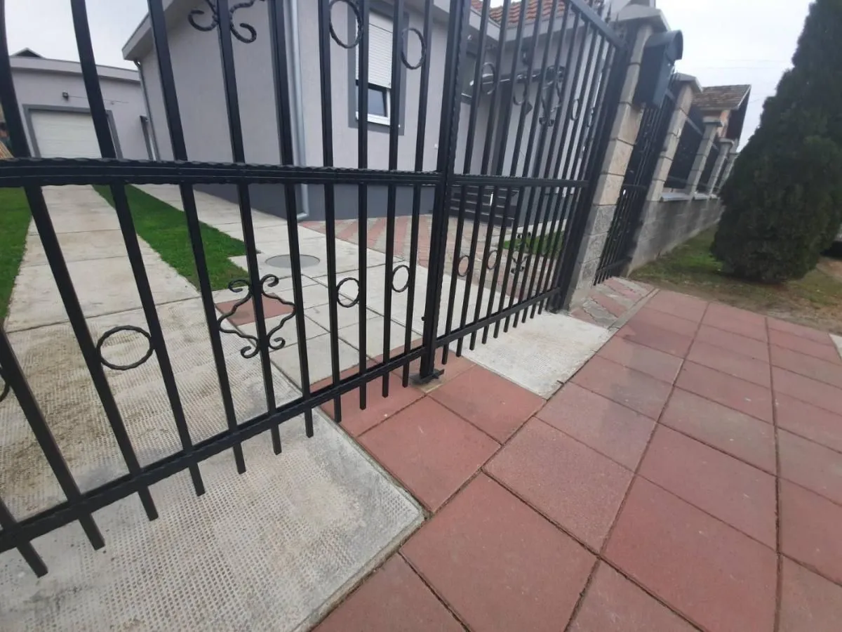 Sale, house, 154m², Sajlovo, Novi Sad Sve Podlokacije