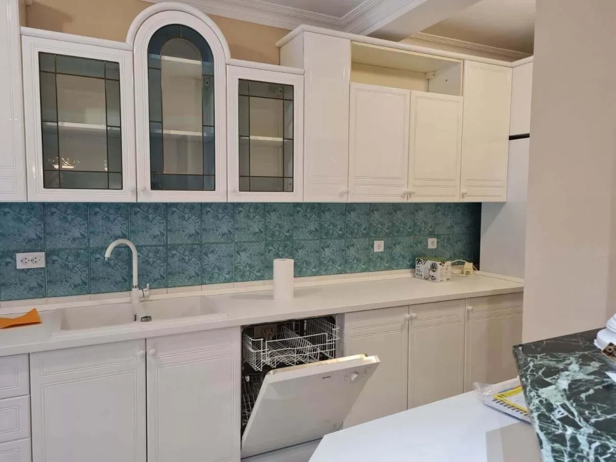 Izdavanje, kuća, 400m², Savski Venac, Beograd