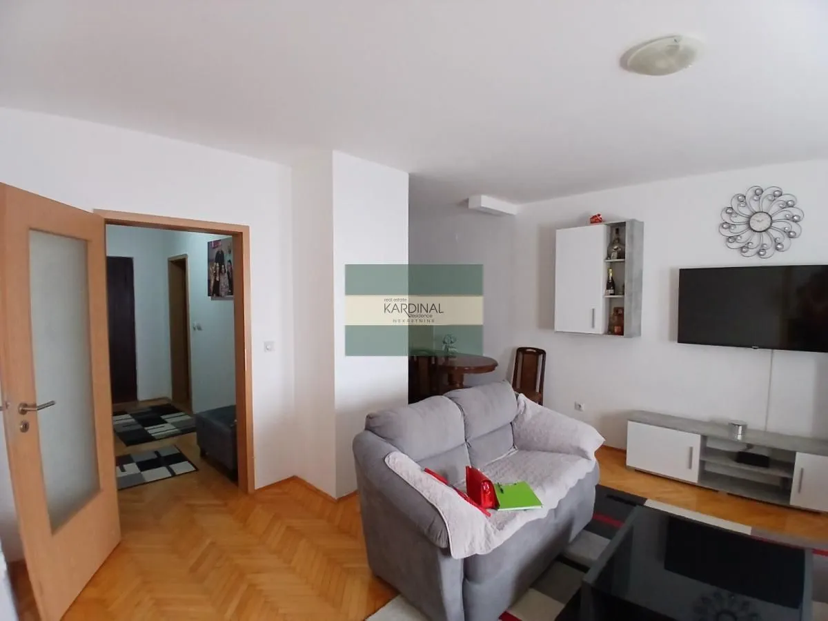 Sale, three bedroom apartment, 73m², Centar, Jagodina