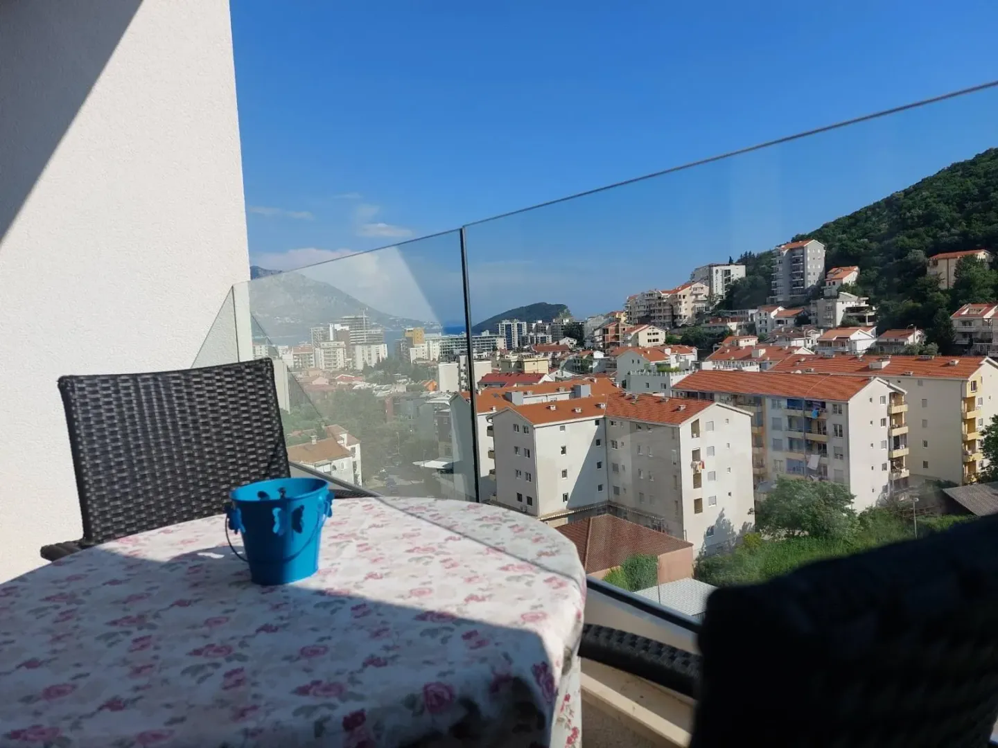 Izdavanje, garsonjera, 30m², Budva, Crna Gora