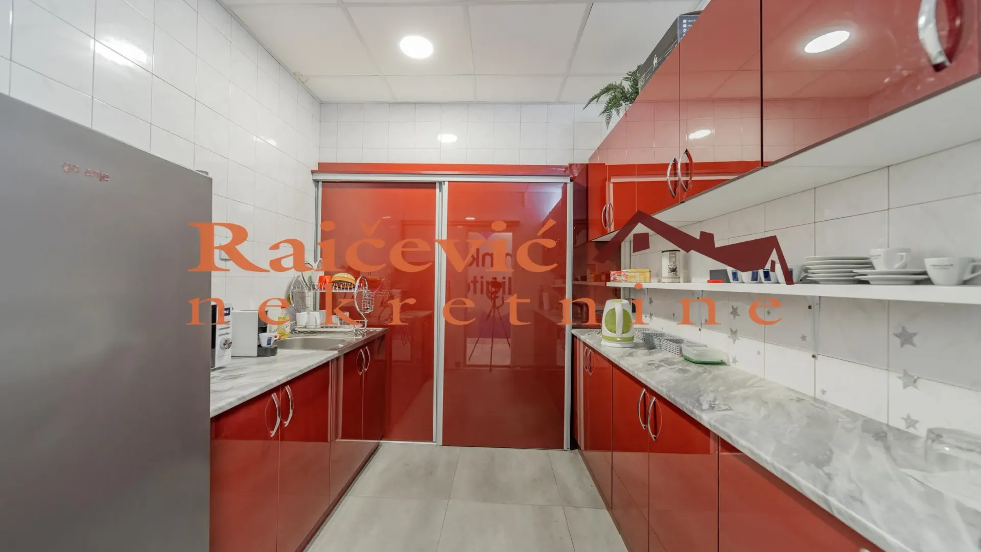 Sale, office space, 315m², Banovo Brdo, Beograd