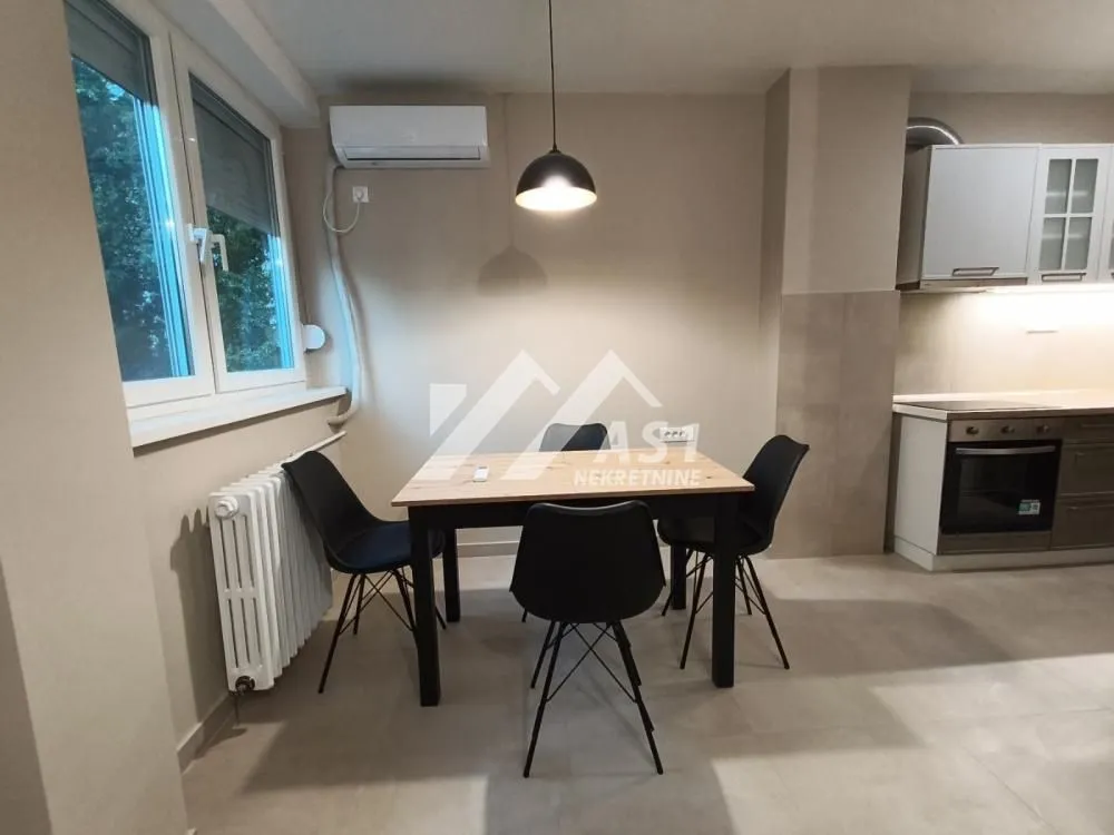 Izdavanje, dvosoban stan, 54m², Liman 1, Novi Sad Sve Podlokacije