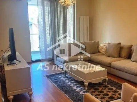 Izdavanje, trosoban stan, 100m², Stari Grad, Beograd - image 15