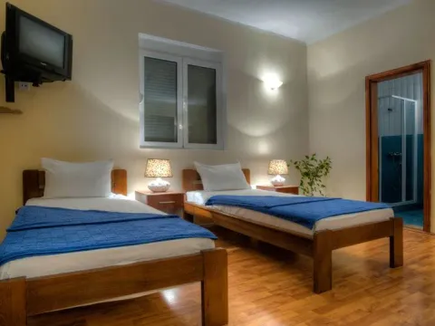 Sale, hospitality venue, 1723m², Buljarica, Budva - image 3