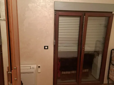 Izdavanje, jednosoban stan, 45m², Luka Bar, Bar - image 6