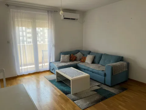 Rent, two bedroom apartment, 58m², Ljubović, Podgorica - image 6