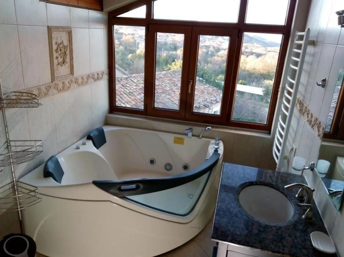 Prodaja, dvosoban stan, 75m², Bigova, Kotor