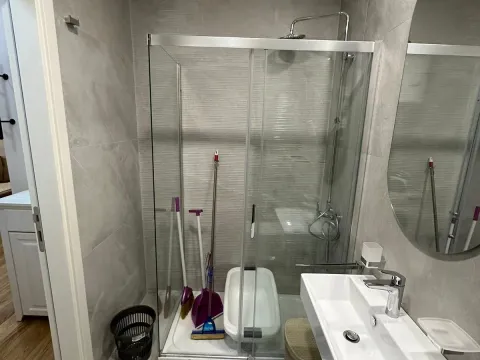 Izdavanje, stan, 42m², Central Point, Podgorica - image 11