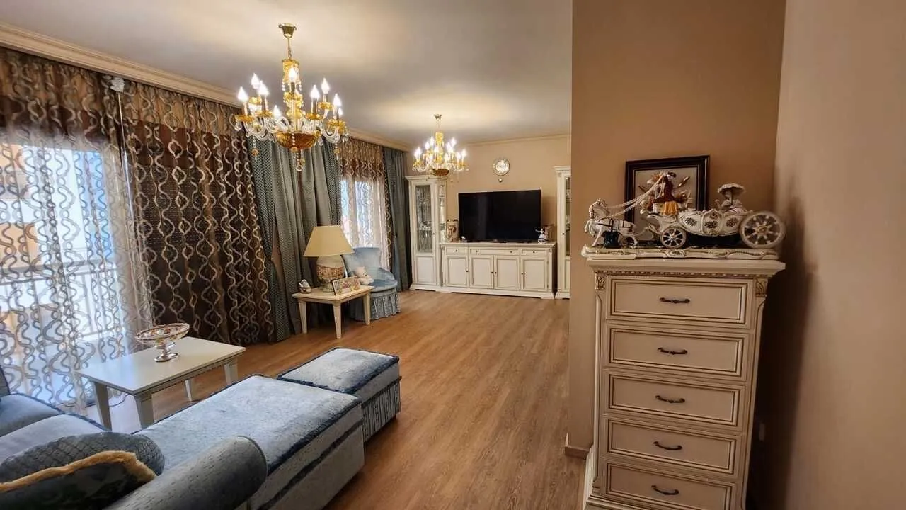 Prodaja, jednosoban stan, 77m², Đuraševići, Tivat