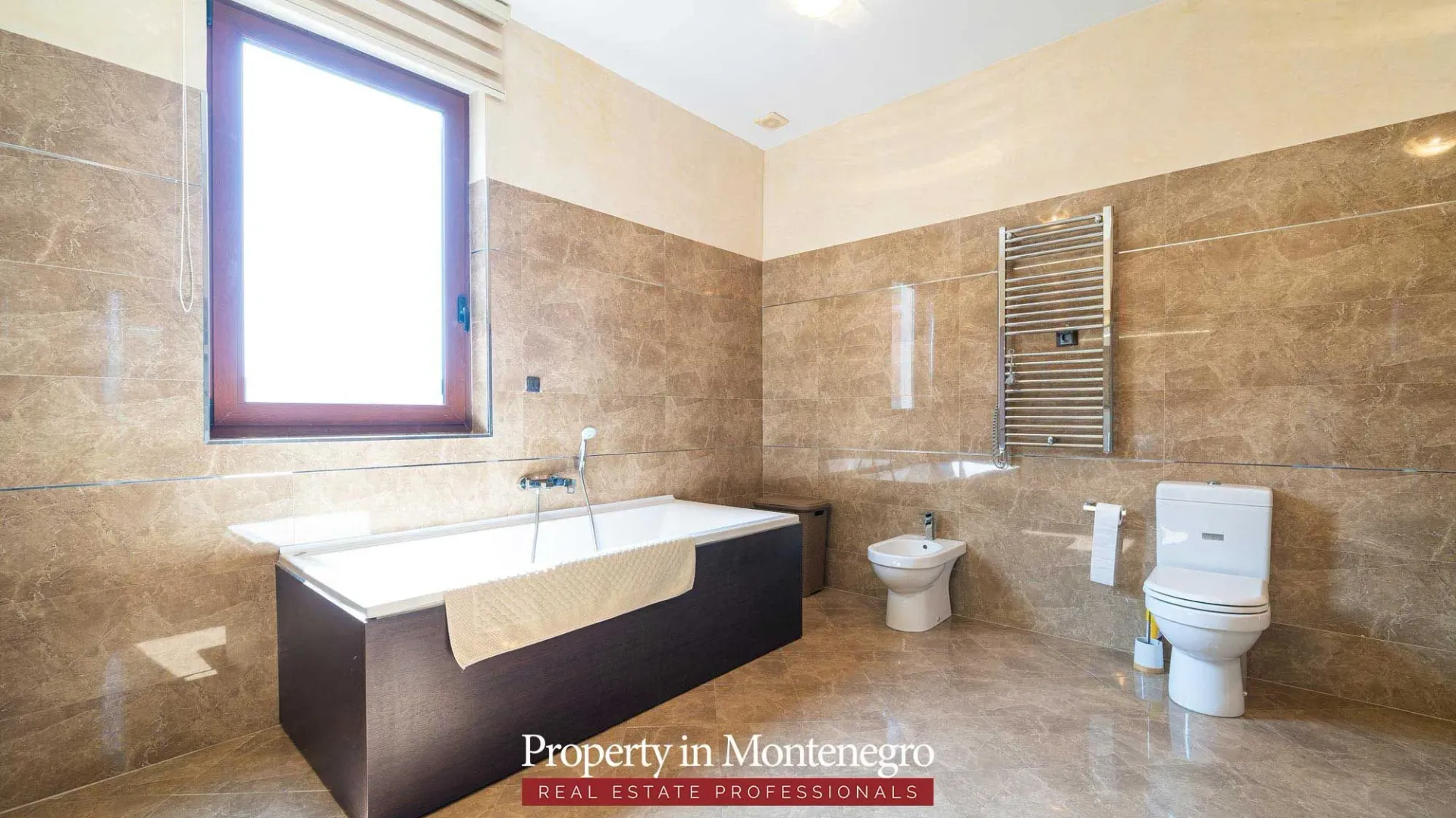 Sale, house, 971m², Petrovac, Budva