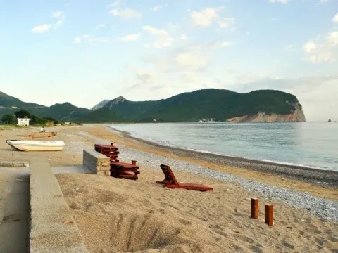 Sale, land lot, 2000m², Buljarica, Budva - image 2