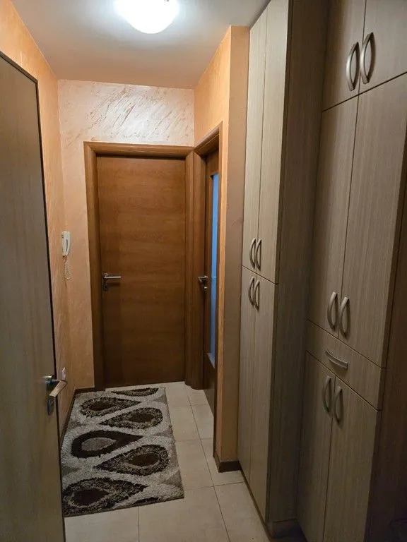 Prodaja, jednosoban stan, 40m², Stari Aerodrom, Podgorica