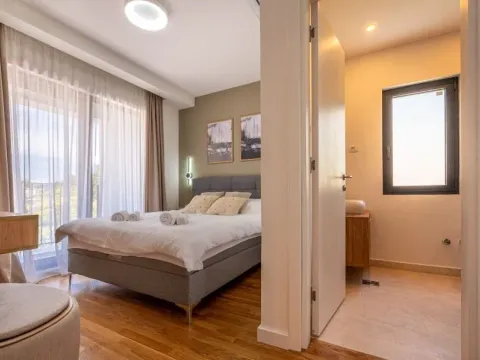 Prodaja, kuća, 250m², Mrčevac, Tivat - image 10