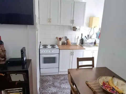 Prodaja, dvosoban stan, 49m², Zemun Gornji Grad, Zemun Sve Podlokacije - image 10